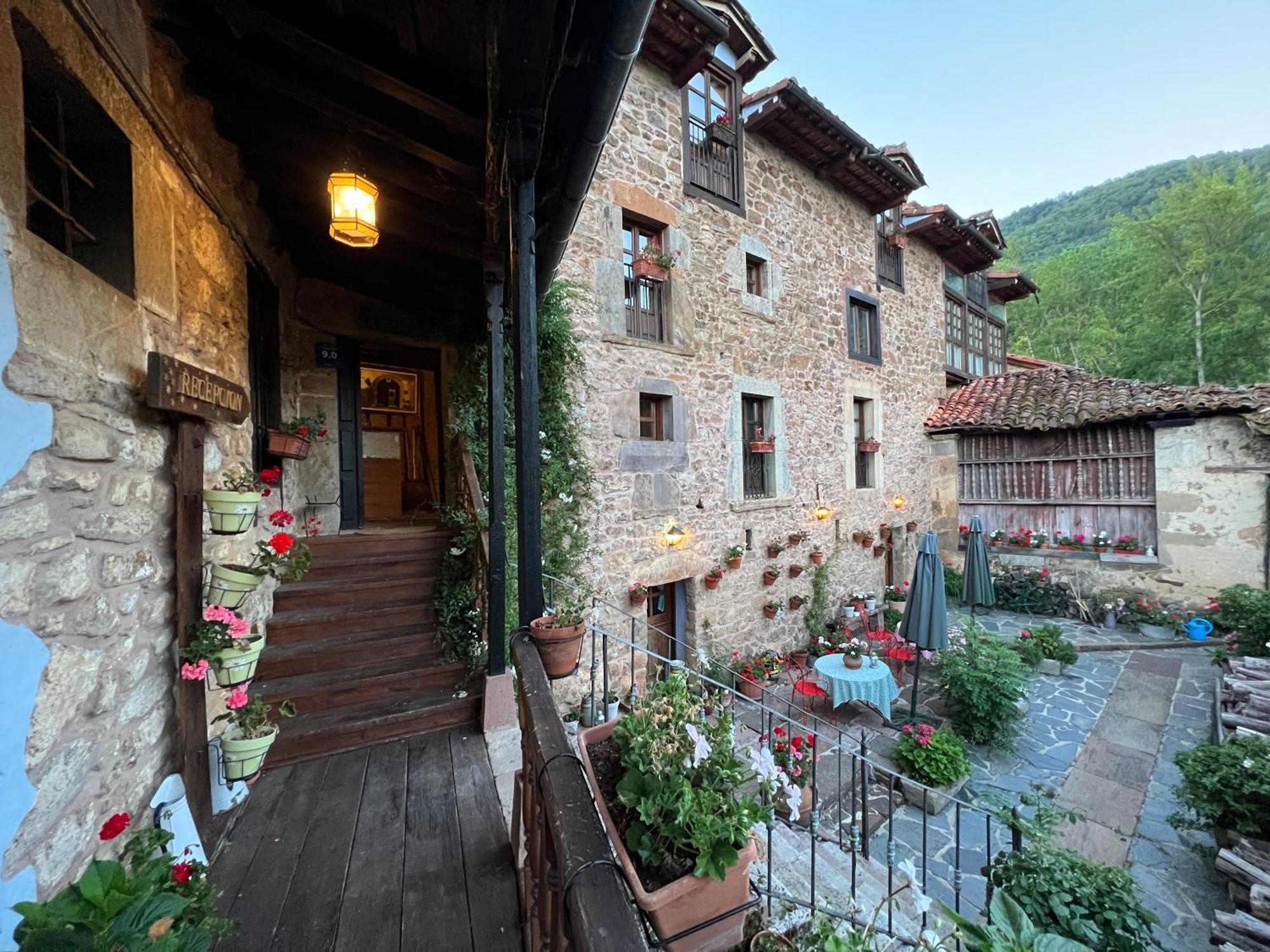Posada La Trebede Perrozo Exterior foto
