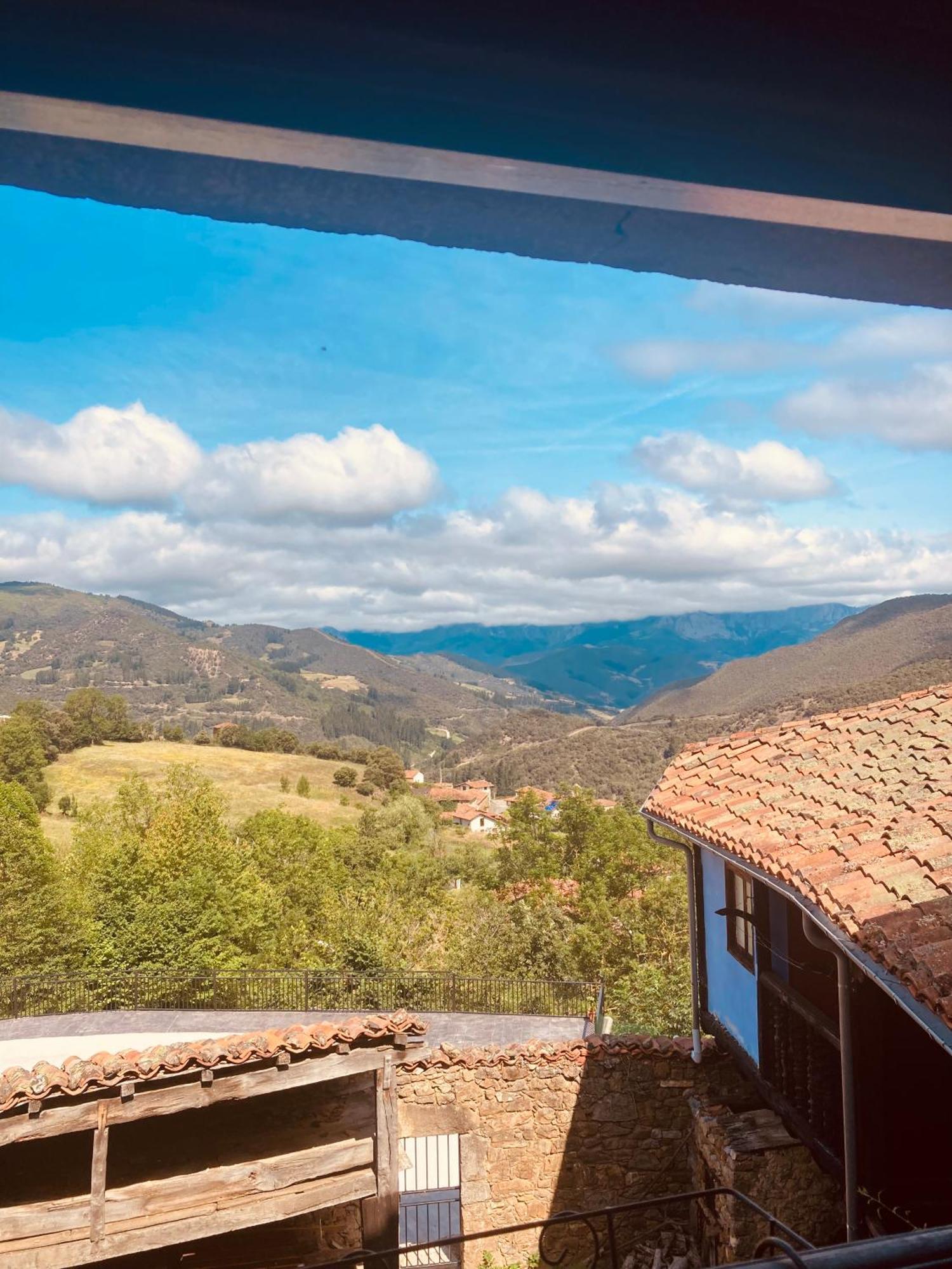 Posada La Trebede Perrozo Exterior foto