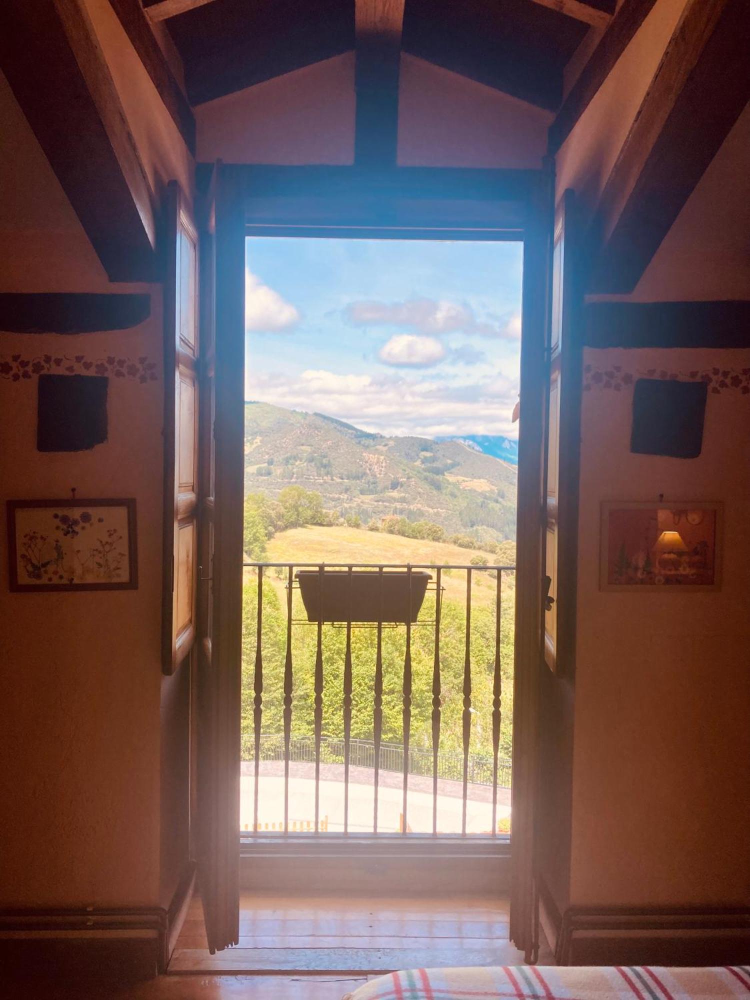Posada La Trebede Perrozo Exterior foto