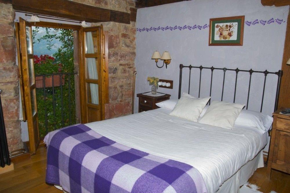 Posada La Trebede Perrozo Exterior foto